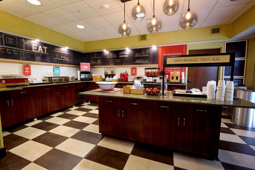 Hampton Inn Flemington Restaurant photo